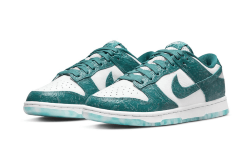 Alternative view of Nike Dunk Low Ocean
