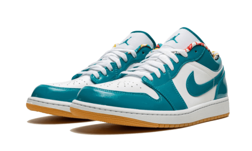 Alternative view of Air Jordan 1 Low SE Barcelona Print