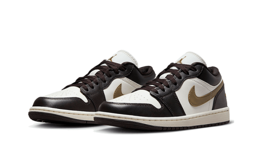Alternative view of Air Jordan 1 Low Shadow Brown