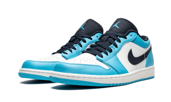 Air Jordan 1 Low UNC (2021) - Image 2