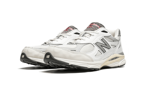 Alternative view of New Balance 990 V3 Made USA Teddy Santis Sea Salt