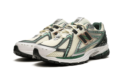 Alternative view of New Balance 1906R Aime Leon Dore Green