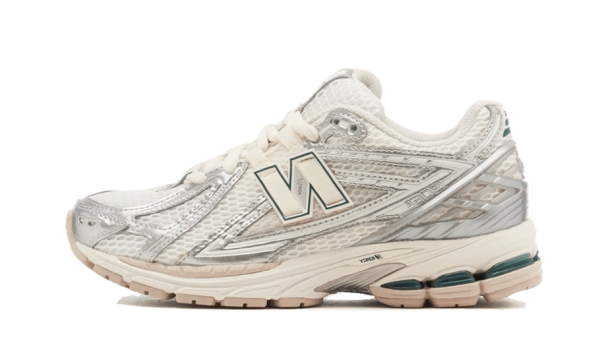 New Balance 1906R Silver Metallic Cream
