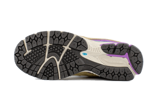 Alternative view of New Balance 2002R J.Crew Incense