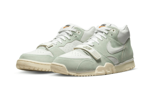 Alternative view of Nike Air Trainer 1 Enamel Green