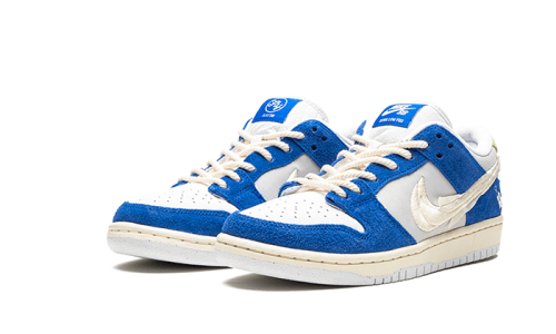 Alternative view of Nike SB Dunk Low Pro QS Fly Streetwear